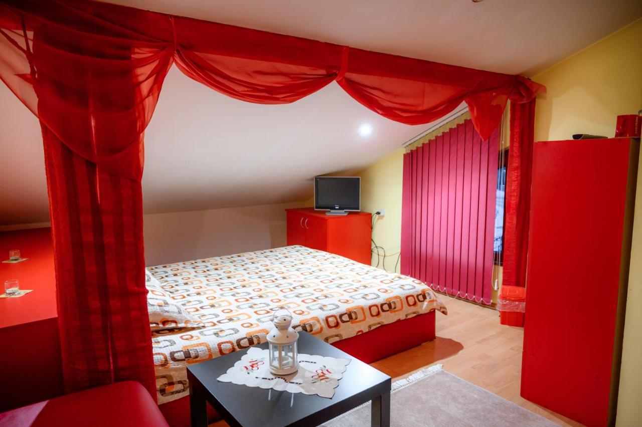 Guest House Angelkovi Sapareva Bania Exterior foto
